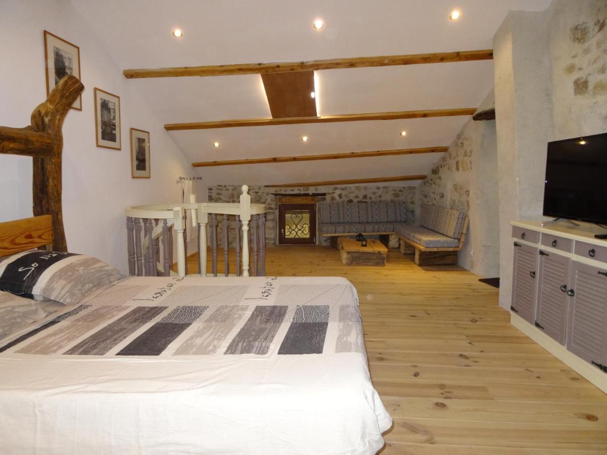 Le Mas Du Galibot Chambre Cambalotte Saint-Florent-sur-Auzonnet Ngoại thất bức ảnh